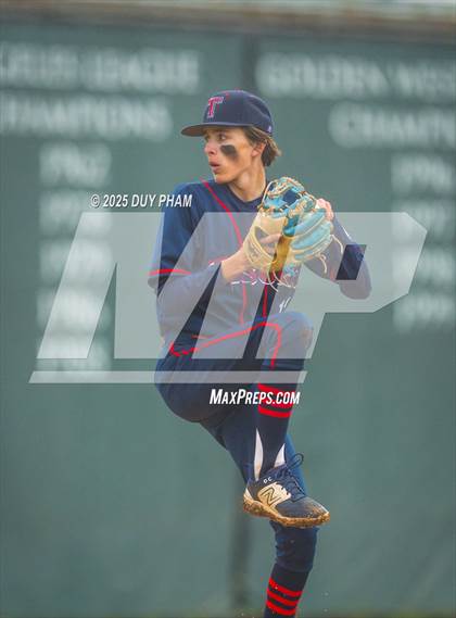 Thumbnail 1 in Tesoro @ Servite photogallery.