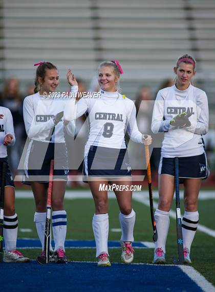 Thumbnail 3 in Midd-West vs. Central Columbia (PIAA District IV 1A Semifinal) photogallery.