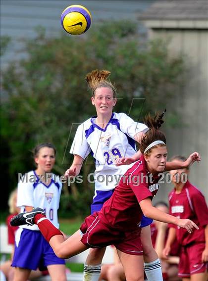 Thumbnail 3 in Manheim Central @ Lancaster Catholic photogallery.