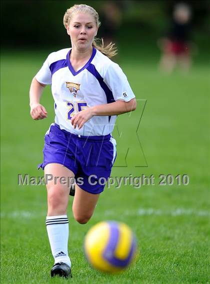 Thumbnail 3 in Manheim Central @ Lancaster Catholic photogallery.