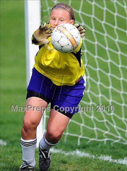 Thumbnail 2 in Manheim Central @ Lancaster Catholic photogallery.