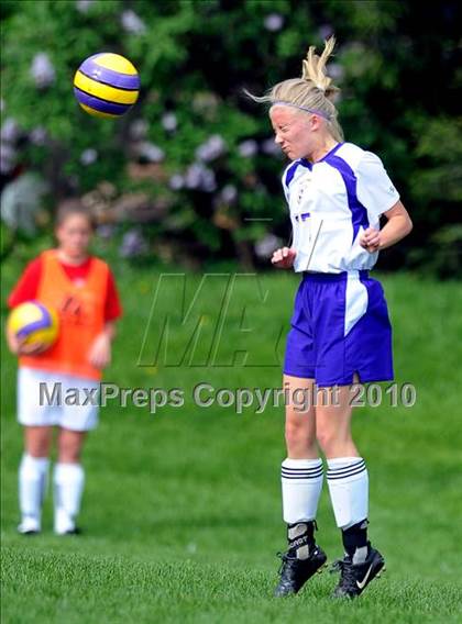 Thumbnail 3 in Manheim Central @ Lancaster Catholic photogallery.
