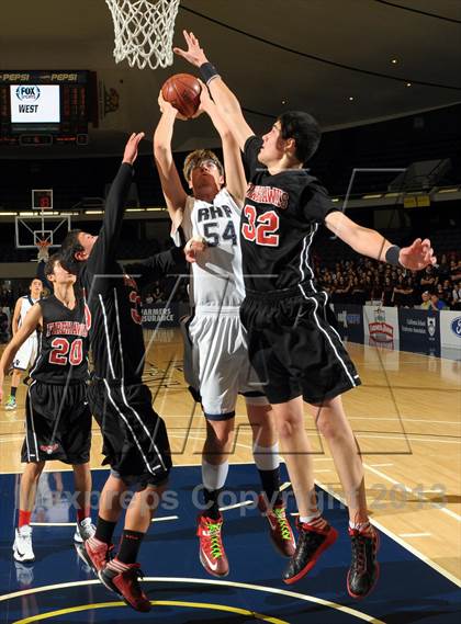 Thumbnail 2 in Rolling Hills Prep vs. Shalhevet (CIF SS D5A Final) photogallery.