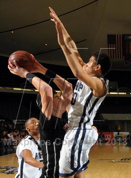 Thumbnail 2 in Rolling Hills Prep vs. Shalhevet (CIF SS D5A Final) photogallery.