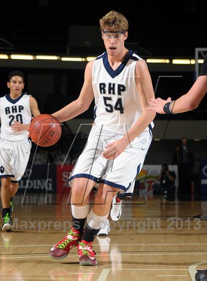Thumbnail 3 in Rolling Hills Prep vs. Shalhevet (CIF SS D5A Final) photogallery.