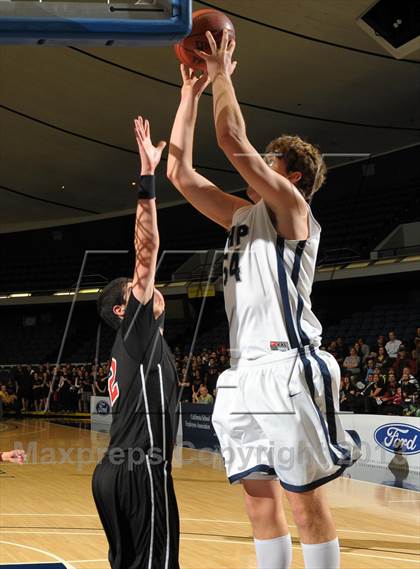 Thumbnail 2 in Rolling Hills Prep vs. Shalhevet (CIF SS D5A Final) photogallery.