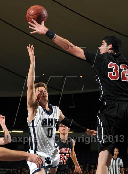 Thumbnail 2 in Rolling Hills Prep vs. Shalhevet (CIF SS D5A Final) photogallery.
