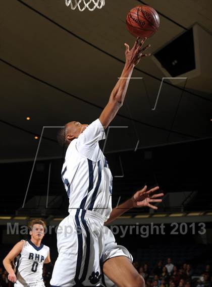 Thumbnail 1 in Rolling Hills Prep vs. Shalhevet (CIF SS D5A Final) photogallery.