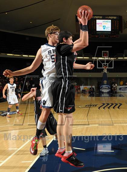 Thumbnail 1 in Rolling Hills Prep vs. Shalhevet (CIF SS D5A Final) photogallery.
