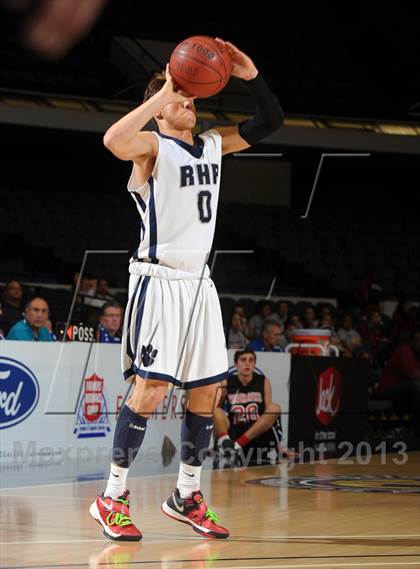Thumbnail 2 in Rolling Hills Prep vs. Shalhevet (CIF SS D5A Final) photogallery.