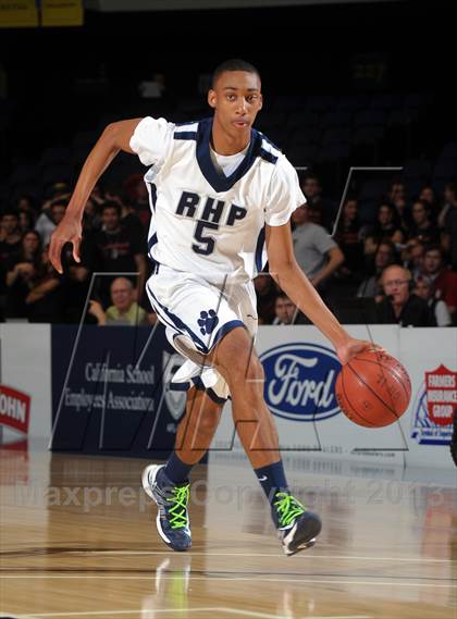 Thumbnail 3 in Rolling Hills Prep vs. Shalhevet (CIF SS D5A Final) photogallery.