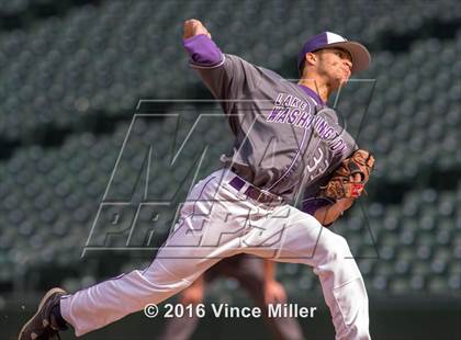 Thumbnail 2 in Nathan Hale vs. Lake Washington photogallery.