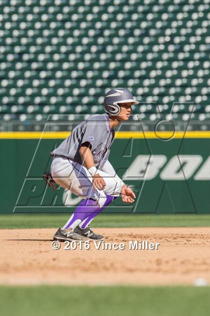 Thumbnail 2 in Nathan Hale vs. Lake Washington photogallery.