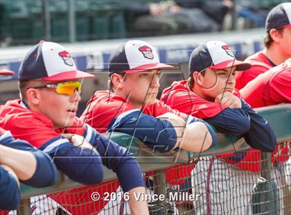 Thumbnail 1 in Nathan Hale vs. Lake Washington photogallery.