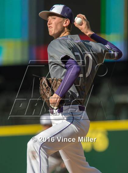 Thumbnail 3 in Nathan Hale vs. Lake Washington photogallery.