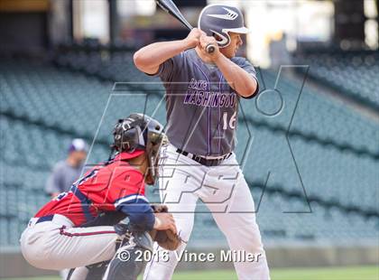 Thumbnail 3 in Nathan Hale vs. Lake Washington photogallery.
