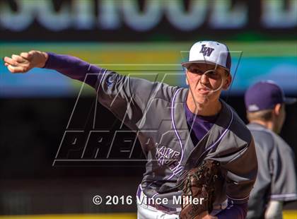 Thumbnail 3 in Nathan Hale vs. Lake Washington photogallery.