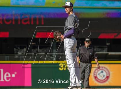 Thumbnail 1 in Nathan Hale vs. Lake Washington photogallery.