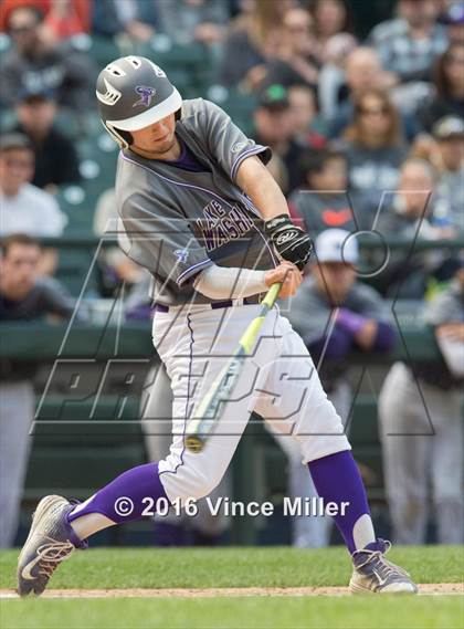 Thumbnail 1 in Nathan Hale vs. Lake Washington photogallery.