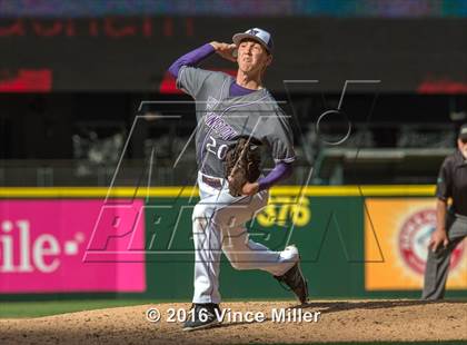 Thumbnail 3 in Nathan Hale vs. Lake Washington photogallery.
