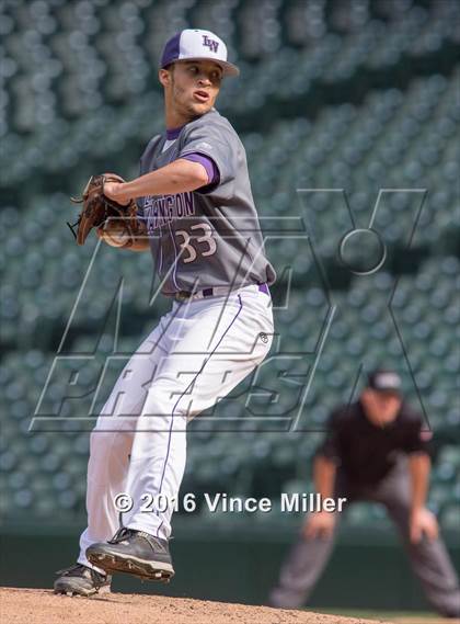 Thumbnail 1 in Nathan Hale vs. Lake Washington photogallery.