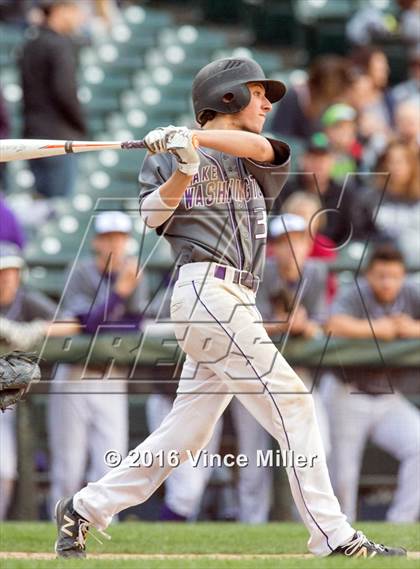 Thumbnail 3 in Nathan Hale vs. Lake Washington photogallery.