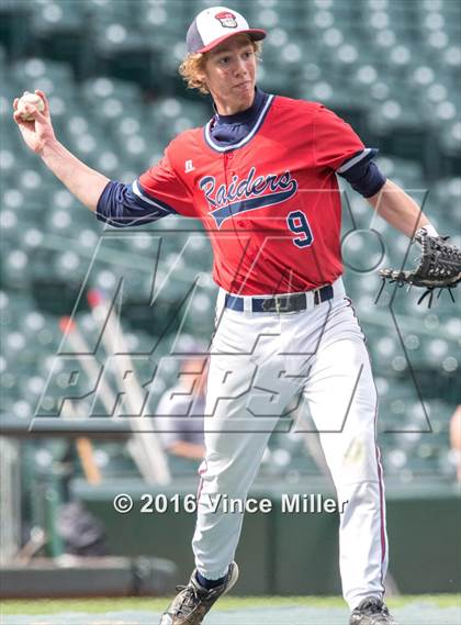 Thumbnail 1 in Nathan Hale vs. Lake Washington photogallery.