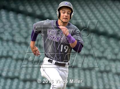 Thumbnail 3 in Nathan Hale vs. Lake Washington photogallery.