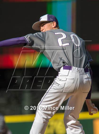 Thumbnail 3 in Nathan Hale vs. Lake Washington photogallery.