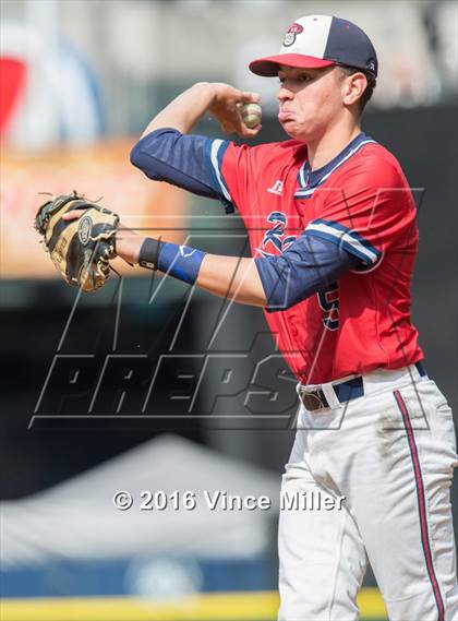 Thumbnail 1 in Nathan Hale vs. Lake Washington photogallery.