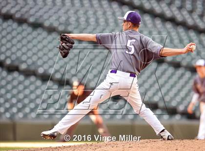 Thumbnail 2 in Nathan Hale vs. Lake Washington photogallery.