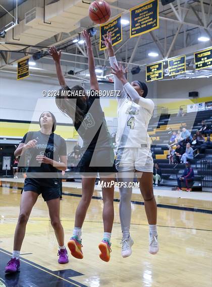 Thumbnail 2 in Prosper @ Plano East photogallery.