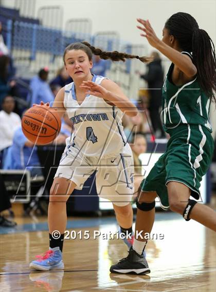 Thumbnail 3 in Wakefield @ Yorktown photogallery.