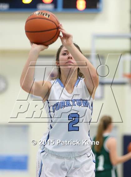 Thumbnail 3 in Wakefield @ Yorktown photogallery.