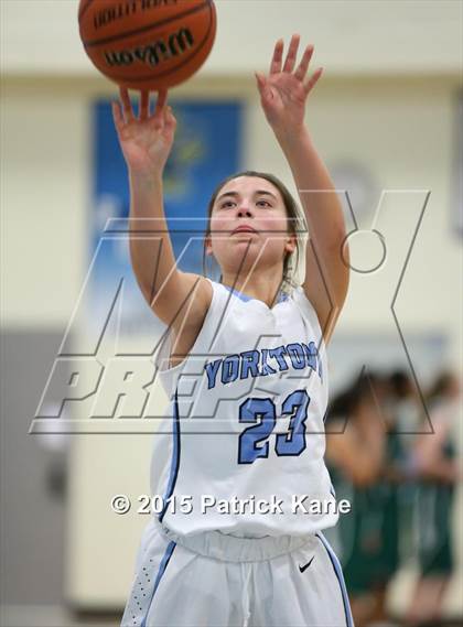 Thumbnail 3 in Wakefield @ Yorktown photogallery.