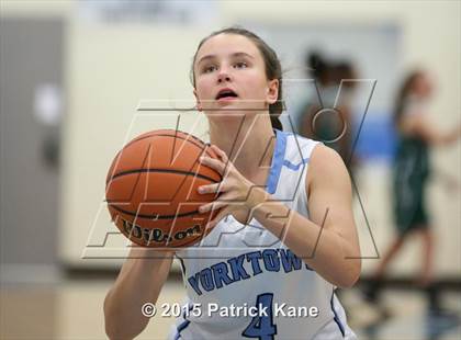 Thumbnail 3 in Wakefield @ Yorktown photogallery.