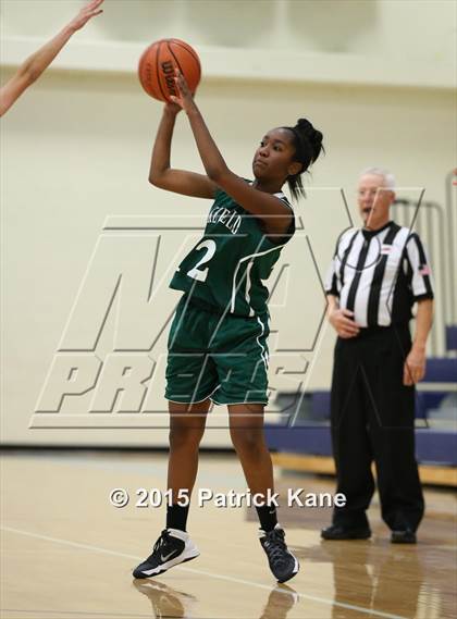 Thumbnail 2 in Wakefield @ Yorktown photogallery.