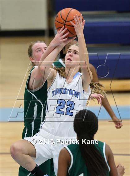 Thumbnail 3 in Wakefield @ Yorktown photogallery.