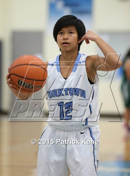 Thumbnail 1 in Wakefield @ Yorktown photogallery.