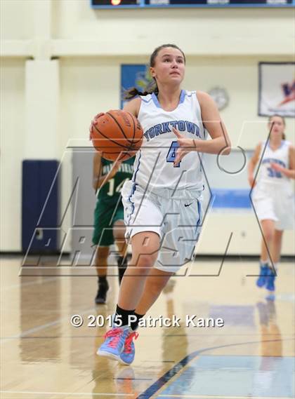 Thumbnail 3 in Wakefield @ Yorktown photogallery.