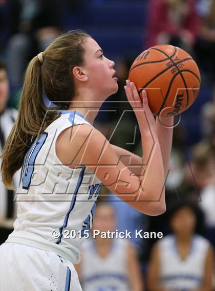Thumbnail 2 in Wakefield @ Yorktown photogallery.