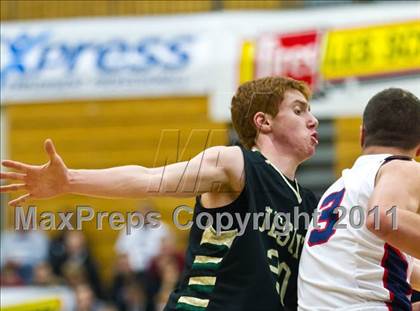 Thumbnail 3 in Jesuit vs. Lake Oswego (Les Schwab Invitational) photogallery.