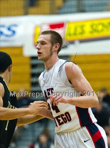Thumbnail 3 in Jesuit vs. Lake Oswego (Les Schwab Invitational) photogallery.