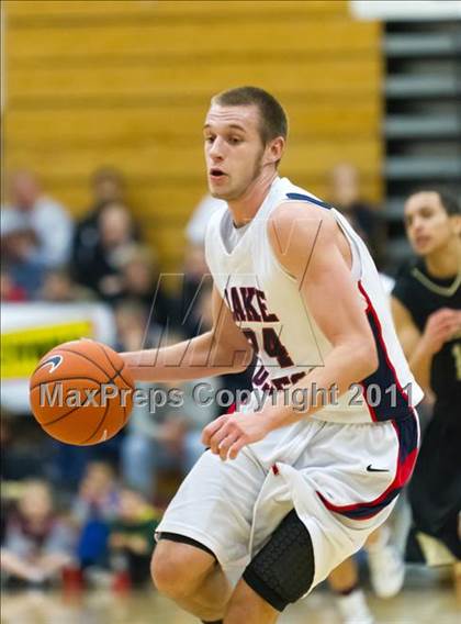 Thumbnail 3 in Jesuit vs. Lake Oswego (Les Schwab Invitational) photogallery.