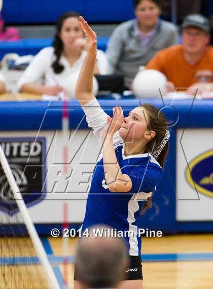 Thumbnail 1 in Rondout Valley vs. Goshen Central (Section 9 Class B Final) photogallery.