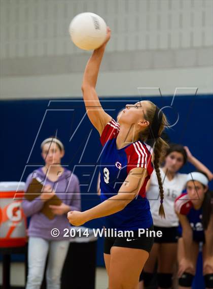 Thumbnail 1 in Rondout Valley vs. Goshen Central (Section 9 Class B Final) photogallery.
