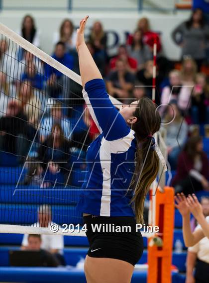 Thumbnail 3 in Rondout Valley vs. Goshen Central (Section 9 Class B Final) photogallery.