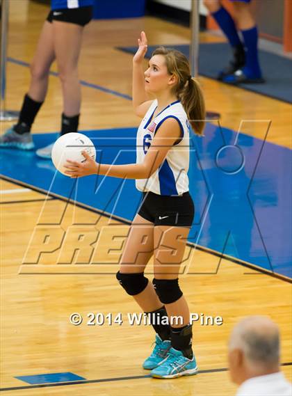 Thumbnail 1 in Rondout Valley vs. Goshen Central (Section 9 Class B Final) photogallery.