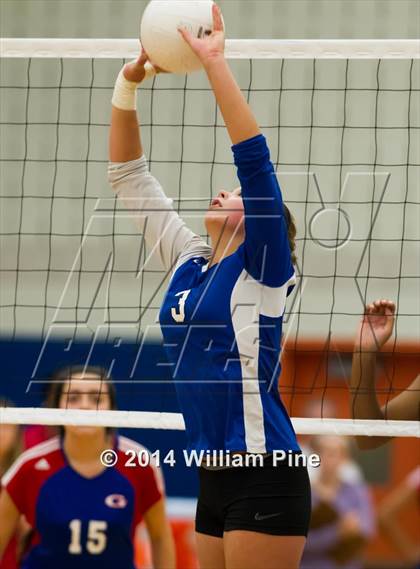 Thumbnail 1 in Rondout Valley vs. Goshen Central (Section 9 Class B Final) photogallery.