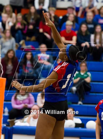 Thumbnail 1 in Rondout Valley vs. Goshen Central (Section 9 Class B Final) photogallery.